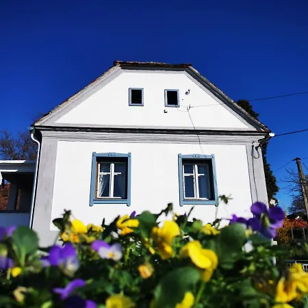 Orseg Kincse Udvarhaz Apartment Hegyhatszentjakab