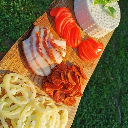 Orseg Kincse Udvarhaz * Hegyhátszentjakab